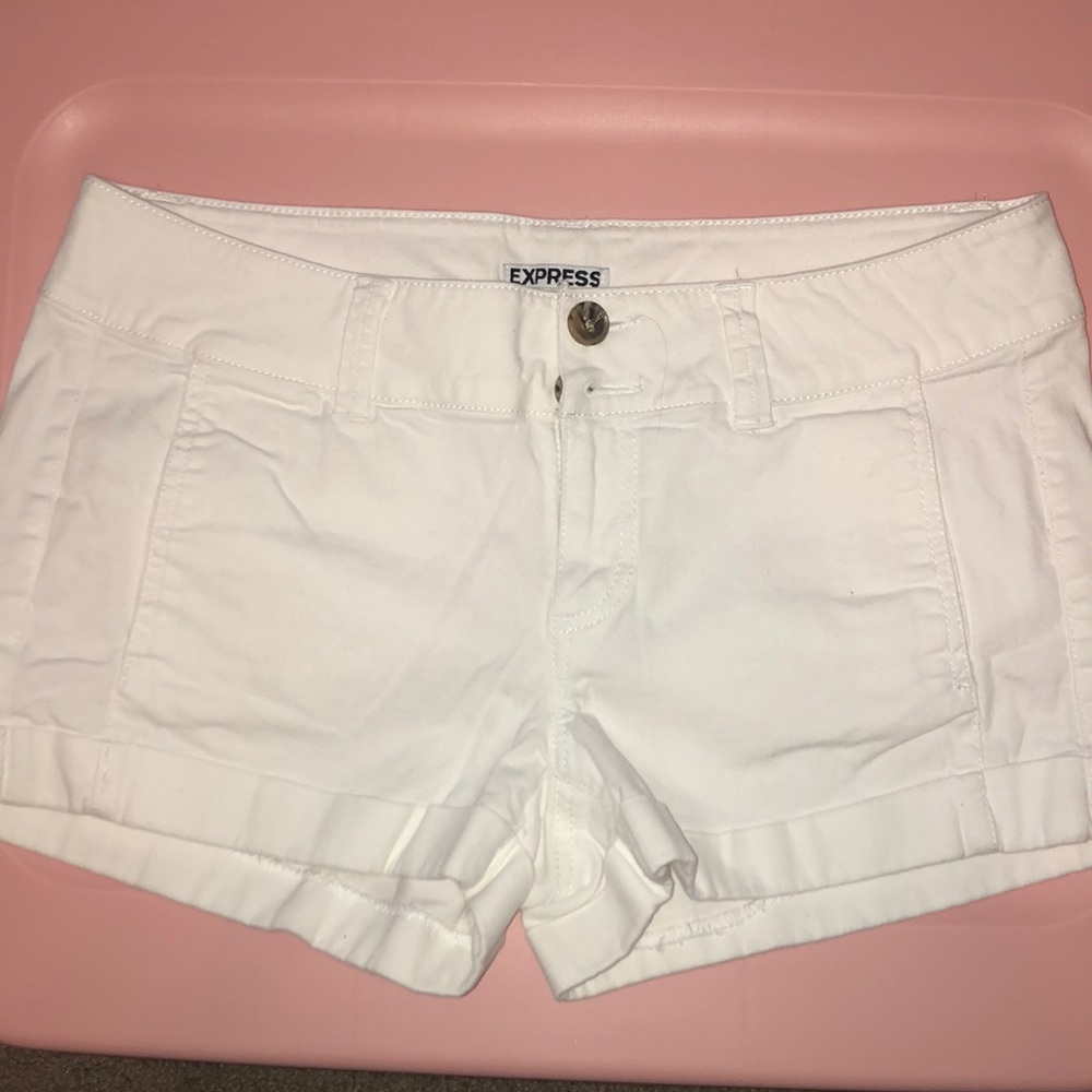 EXPRESS white shorts, size 4.